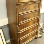 919 9340 CHEST OF DRAWERS